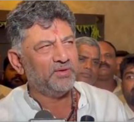 कर्नाटक सेक्स स्कैंडल : शिवकुमार ने भाजपा नेता के इस दावे का खंडन किया कि 'पेन ड्राइव' की सामग्री उन्‍होंने जारी की