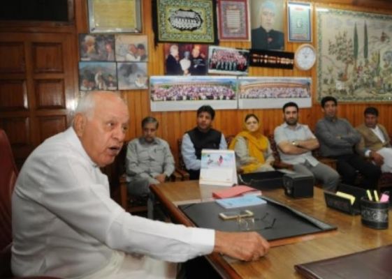 डॉ. अब्दुल्ला ने अपनी पार्टी की कारगिल इकाई को कांग्रेस के पक्ष में वोट करने का दिया निर्देश