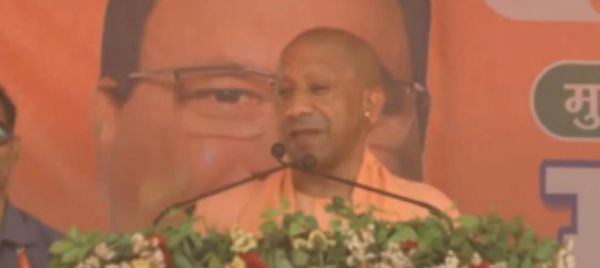 कन्नौज के इत्र में बदबू फैलाती थी सपा : सीएम योगी