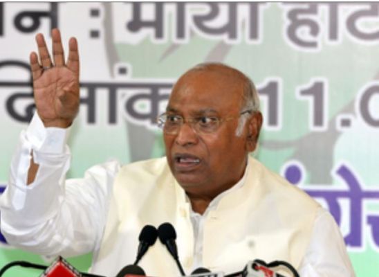 मल्लिकार्जुन खड़गे ने कहा, यह चरण 'इंडिया' गठबंधन की जीत के लिए अहम