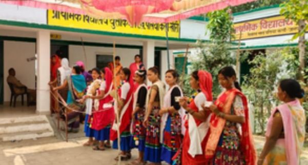 यूपी की 13 लोकसभा सीटों पर 11 बजे तक 27.12 प्रतिशत मतदान