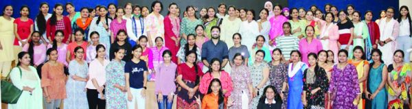 महिलाओं के सर्वांगीण विकास के लिए मैक नि:शुल्क प्रशिक्षण
