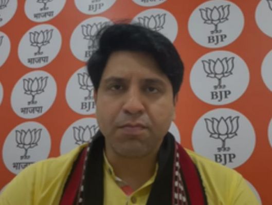 स्वाति मालीवाल के साथ हुई घटना द्रौपदी के चीरहरण से कम नहीं : शहजाद पूनावाला