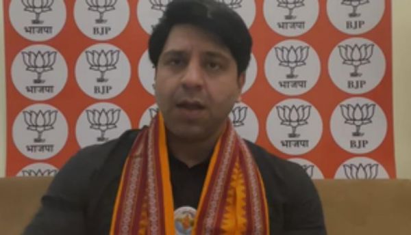 ‘कहीं दोस्ती, कहीं कुश्ती’, ‘इंडिया’ गठबंधन पर फिर बरसे शहजाद पूनावाला