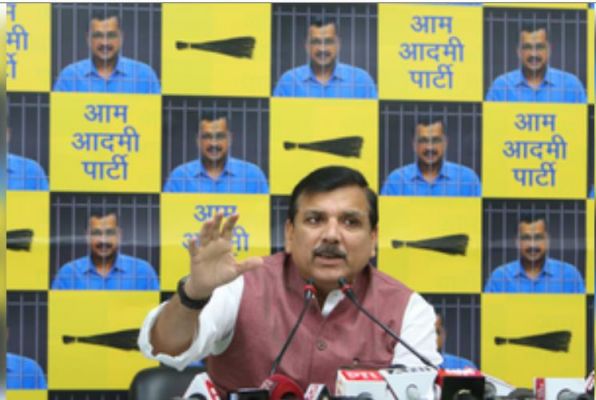 केजरीवाल पर हमला करा सकती है बीजेपी, संजय सिंह का बड़ा आरोप 