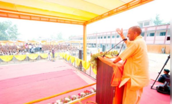 सपा की रैलियों में रोज दिख रही भगदड़, मारपीट और अराजकता : सीएम योगी 