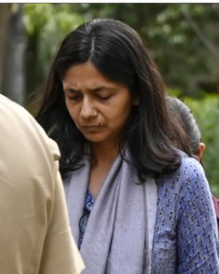 स्वाति मालीवाल का दावा, आप नेताओं पर मेरी फोटो लीक करने और गंदी बातें बोलने का दबाव 