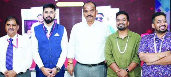 वर्तमान परिदृृश्य में सोशल मीडिया के प्रभाव पर कलिंगा विवि में फूड ब्लॉगरों ने किया जागरूक