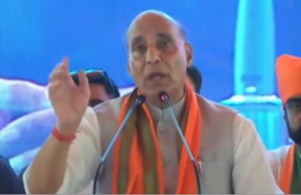 10 साल में कांग्रेस विलुप्त हो जाएगी', विजय संकल्प सभा में बोले राजनाथ सिंह 