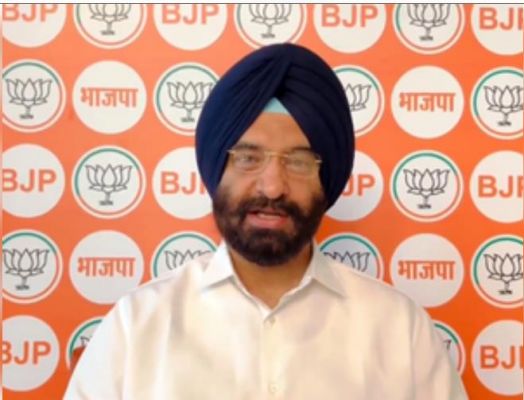 प्रतिबंधित और आतंकी संगठनों से पैसा लेते हैं अरविंद केजरीवाल : भाजपा
