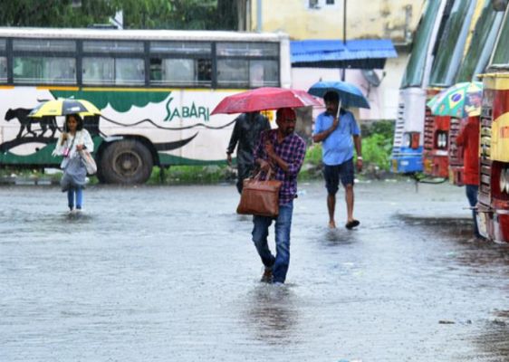 केरल में 29 मई तक भारी बारिश की भविष्यवाणी, कई जिलों में येलो अलर्ट 