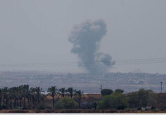 इजरायल ने राफा पर हमला किया, दर्जनों लोगों की मौत