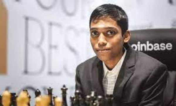 ग्रैंडमास्टर आर प्रज्ञानंद ने नंबर वन खिलाड़ी मैग्नस कार्लसन को हराया