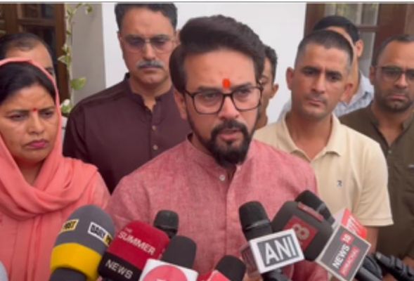 स्थिर सरकार के साथ दमदार और ईमानदार नेतृत्व की जरूरत : अनुराग ठाकुर