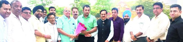 कमिश्नर बंसल को सीजी कैट ने जीएसटी नोटिस एवं ई-वे बिल सुझाव दिए-पारवानी