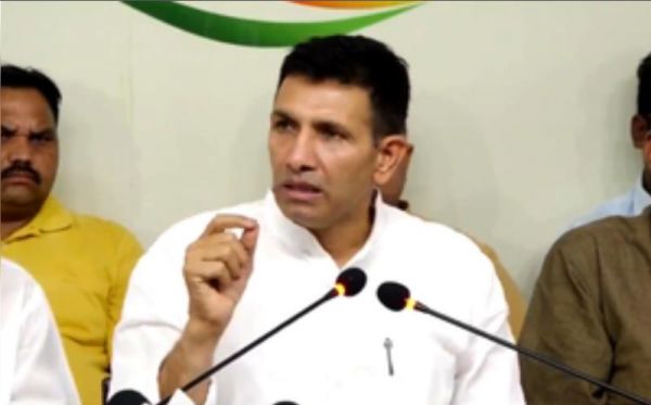 लाडली बहना को 3 हजार रुपए देने का वादा अधूरा : जीतू पटवारी 