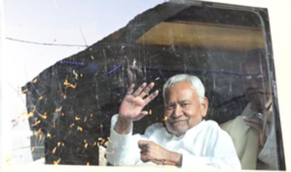 बिहार में मंत्रियों को मिला जिलों का प्रभार, सम्राट को पटना तो विजय सिन्हा को दो जिलों की जिम्मेदारी 