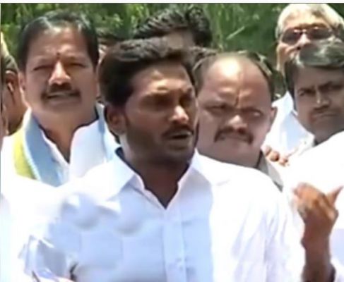 टीडीपी, जन सेना ने पूर्व सीएम जगन पर साधा निशाना; कहा - 2019 में ईवीएम में दोष नजर नहीं आया 