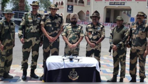 पंजाब में मिले दो पाकिस्तानी ड्रोन 