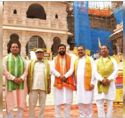 हरियाणा के सीएम नायब सैनी ने अपने कैबिनेट मंंत्रियों संग रामलला के किए दर्शन