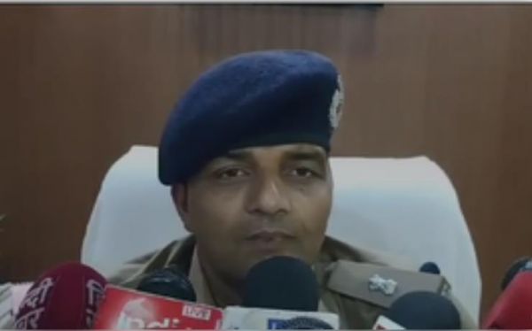 एचआईवी संक्रमित दुल्हन से अलग-अलग पांच लोगों ने मनाई सुहागरात, खुलासा होने पर मचा हड़कंप 