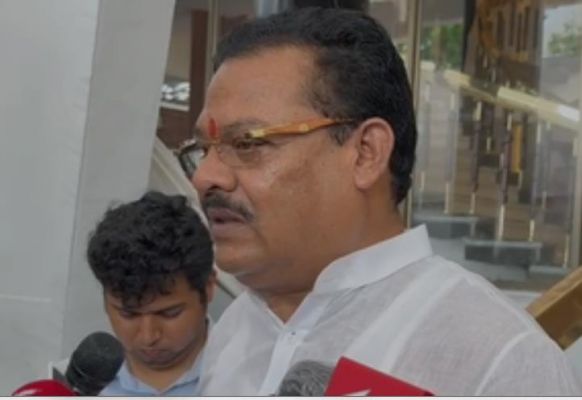 महा विकास अघाड़ी टूट जाएगी लेकिन मुख्यमंत्री का चेहरा सामने नहीं आएगा : संजय शिरसाट 