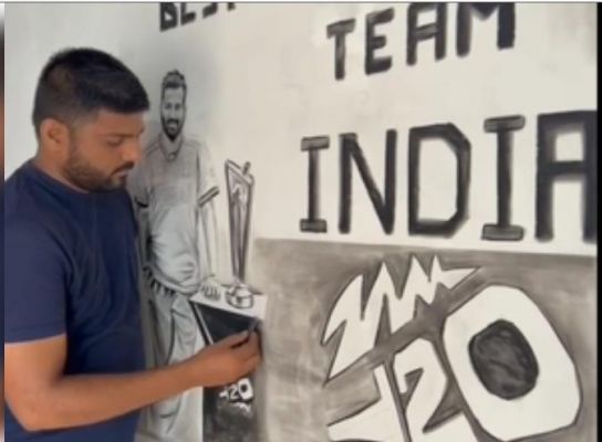 आर्टिस्ट ने दीवार पर कोयले से बनाई रोहित शर्मा की तस्वीर, दी शुभकामनाएं 