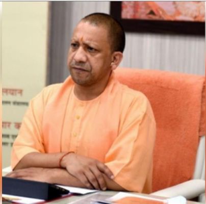 बाढ़ के समय जन-धन की सुरक्षा सरकार की प्राथमिकता, अलर्ट रहें सभी जिले : सीएम योगी 