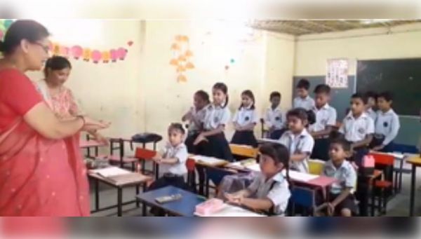गर्मी छुट्टी के बाद फिर खुले स्कूल, बच्चों में उत्साह का माहौल 