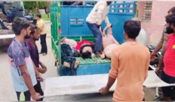 हाथरस में भोलेबाबा के सत्संग में मची भगदड़, 27 की मौत 