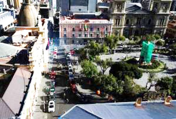 बोलीविया में तख्तापलट की कोशिश में शामिल 30 से ज्यादा संदिग्ध जांच के दायरे में 