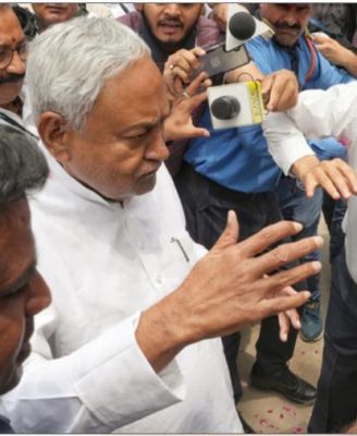 बिहार में वज्रपात से चार लोगों की मौत, नीतीश कुमार ने जताई संवेदना