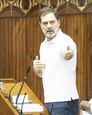 ‘हिंसा, नफ़रत फैलाने वाले भाजपा के लोग’ हिंदू धर्म के मूल सिद्धांतों को नहीं समझते: राहुल
