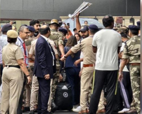 घर लौटे टी20 विश्व चैंपियन, नई दिल्ली में पीएम से मुलाकात के बाद मुंबई में विक्ट्री परेड 
