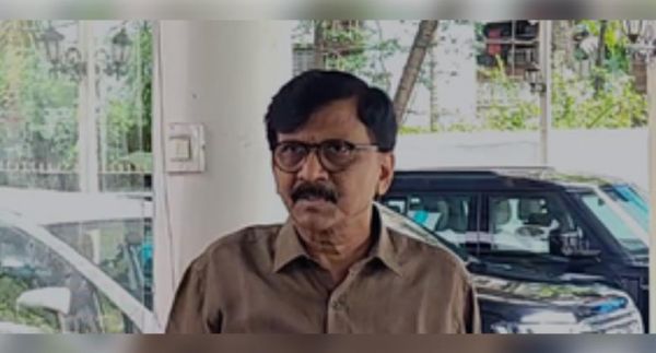हाथरस हादसे को लेकर संजय राउत ने साधा केंद्र पर निशाना, उठाए कई गंभीर सवाल 