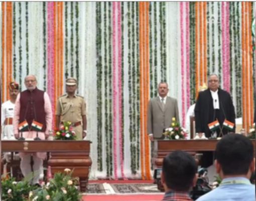 झारखंड हाई कोर्ट के नए चीफ जस्टिस बीआर षाड़ंगी ने ली पद एवं गोपनीयता की शपथ 