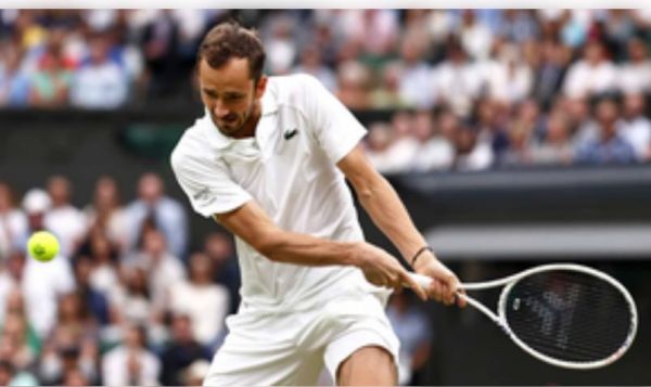 मेदवेदेव ने सिनर से बदला लिया, पाओलिनी ने इटली के लिए रचा इतिहास 