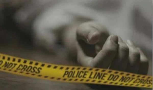 झारखंड के कुजू में युवक को दारू भट्ठी में झोंककर मार डाला, थाने में धरना पर बैठे लोग 