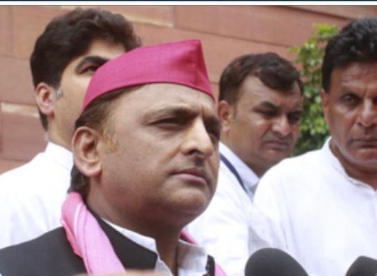 उन्नाव हादसे पर अखिलेश यादव ने पूछे सवाल तो भाजपा ने दिया करारा जवाब