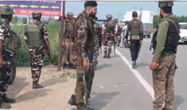 जम्मू-कश्मीर के अखनूर में दिखा संदिग्ध आतंकी, सेना का सर्च ऑपरेशन जारी 