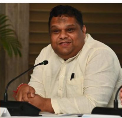मदरसों में हिंदू, अन्य गैर मुस्लिम बच्चों को रखना उनके संवैधानिक अधिकार का हनन : प्रियंक कानूनगो
