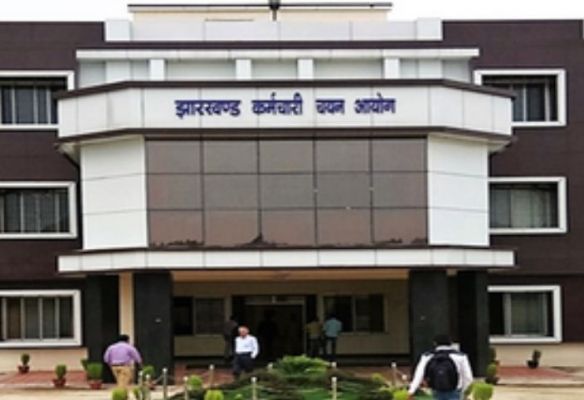 झारखंड में मूक-बधिर के लिए आरक्षित पद पर उसे मिल गई नौकरी जो बोल-सुन सकता है !