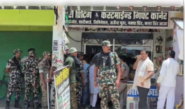 बिहार में मुहर्रम से पहले पुलिस की कार्रवाई, फिलिस्तीन के झंडे बनाए जाने की सूचना पर छापा 