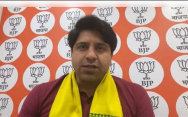 सुप्रीम कोर्ट से शिवकुमार की याचिका खारिज होने पर शहजाद पूनावाला बोले, भ्रष्ट कांग्रेस के लिए बड़ा झटका 