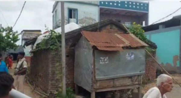 बिहार : झंझारपुर के पूर्व विधायक गुलाब यादव के आवास पर ईडी की छापेमारी 