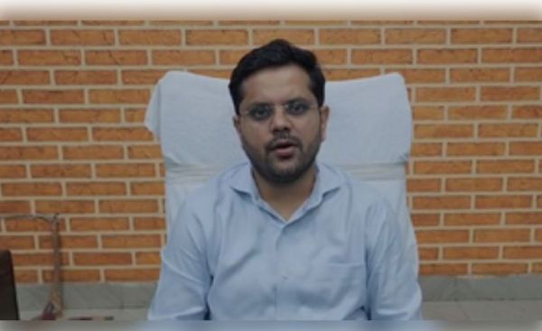 उन्नाव डीएम ने कहा, गैंगरेप मामले में पीड़िता को न्याय और परिजनों को मिलेगी सुरक्षा 
