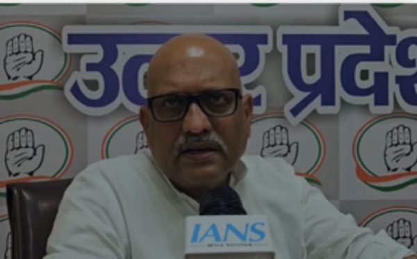 खड़गे के नेतृत्व में प्रगति के पथ पर कांग्रेस : अजय राय 