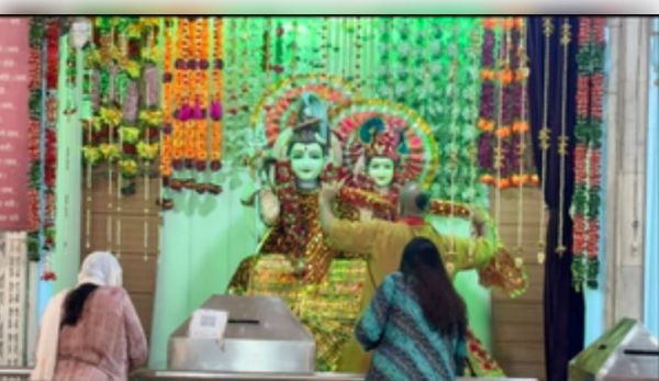 श्रावण मास के पहले सोमवार को मध्य प्रदेश के शिवालयों में श्रद्धालुओं का मेला