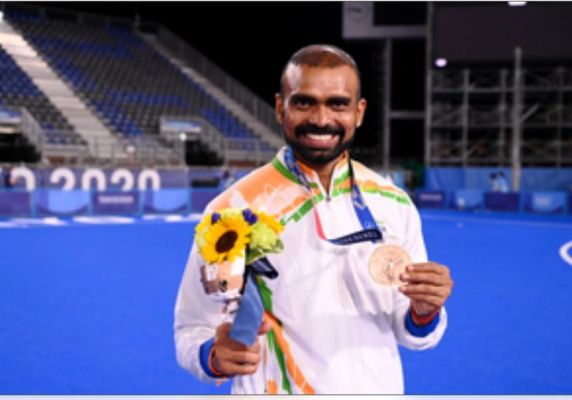 भारतीय हॉकी टीम के गोलकीपर पीआर श्रीजेश ने किया संन्यास का ऐलान 
