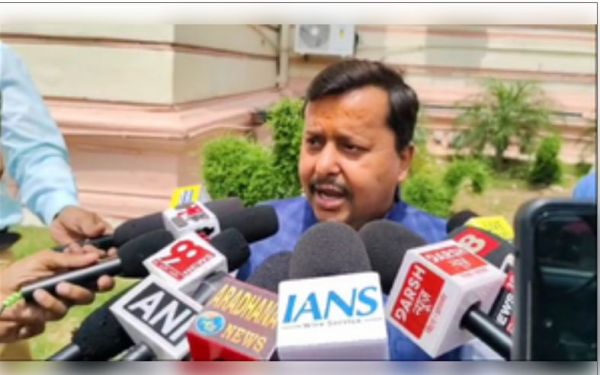 पुल गिरने और कानून व्यवस्था की बात करने पर नितिन नबीन ने राजद पर किया पलटवार 